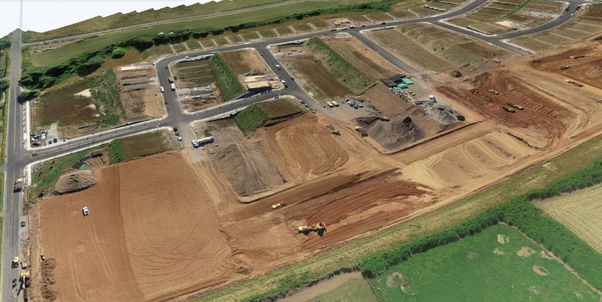 True colour 3D site model showing earthworks, roads and stockpiles
